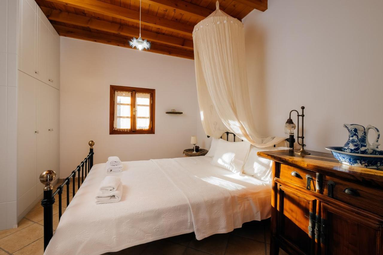 Saint Croix Villa Kato Sangrion ภายนอก รูปภาพ